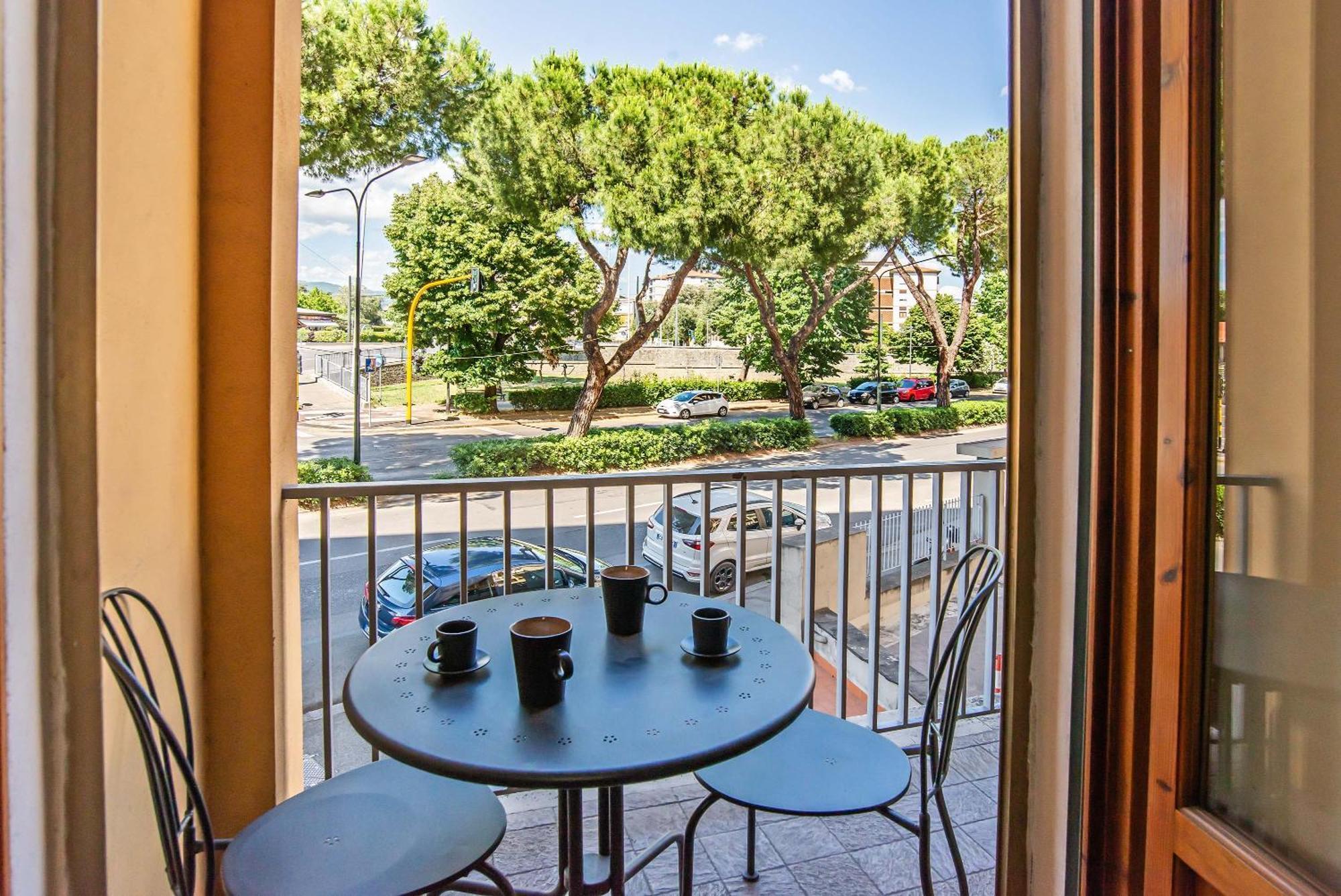 Lusa Suite With Free Private Parking Florence Exterior photo